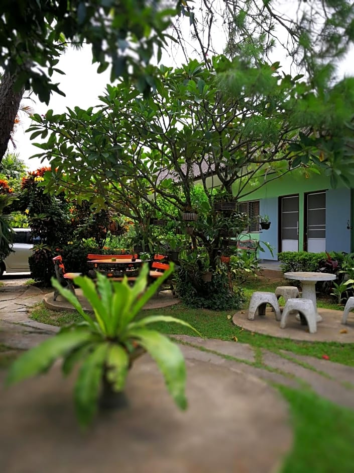 Baan Bua Guest House