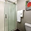 La Quinta Inn & Suites by Wyndham Atlanta Airport North