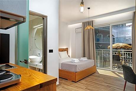 Amoudi Studios Apartments Hotel