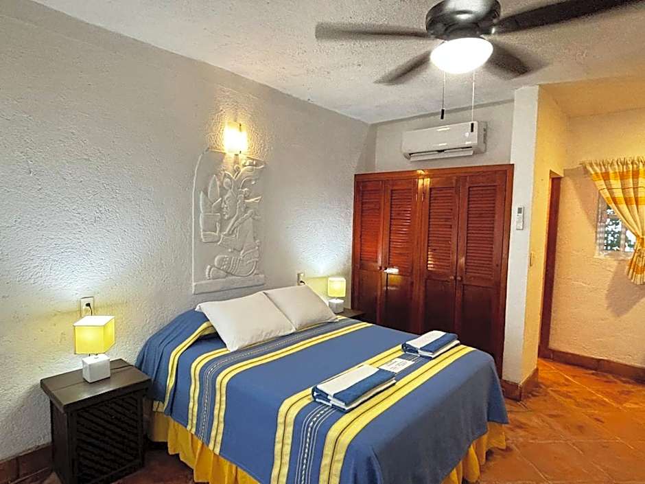 Casa Cenote Hotel