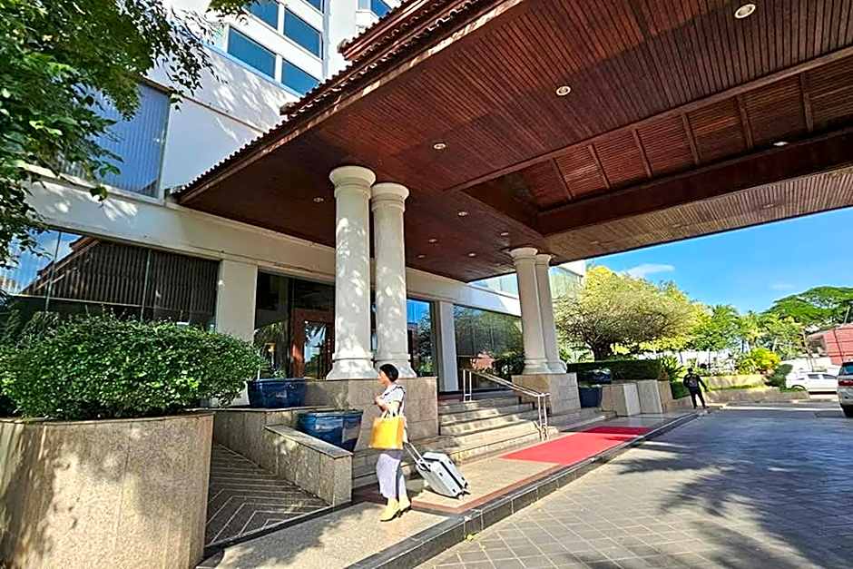 Laithong Hotel Ubon Ratchathani