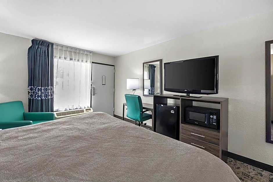 Quality Inn Kinston Hwy 70