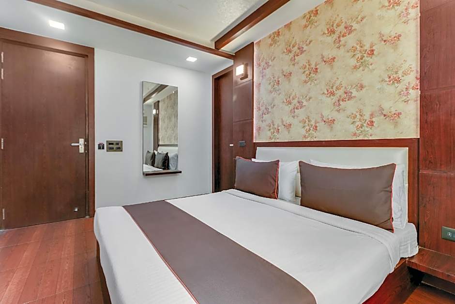 Collection O Grand Sparrow Inn by OYO Rooms – Agra, NC
