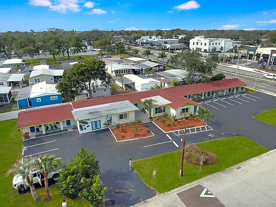 Palm Cove Motel