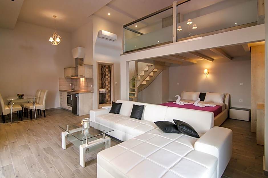 Photo 1 of 3 of Family Suite, Balcony