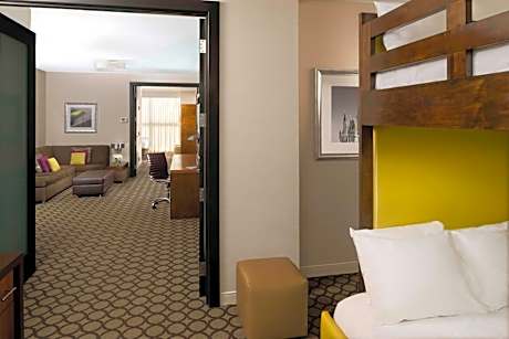 VIP Family Suite