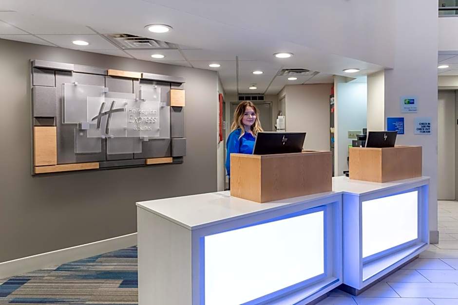 Holiday Inn Express Scottsburg By IHG