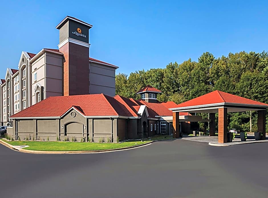 La Quinta Inn & Suites by Wyndham Atlanta Alpharetta