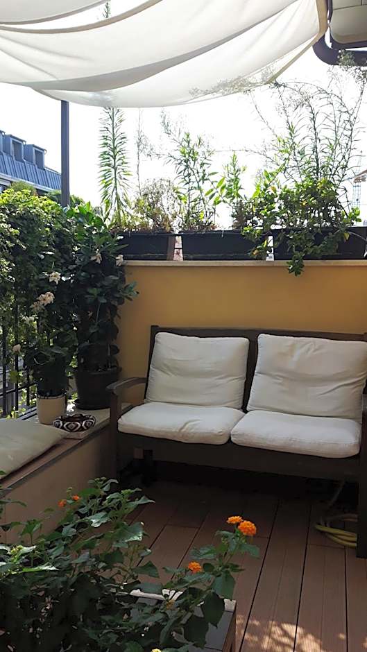 Bronzino House