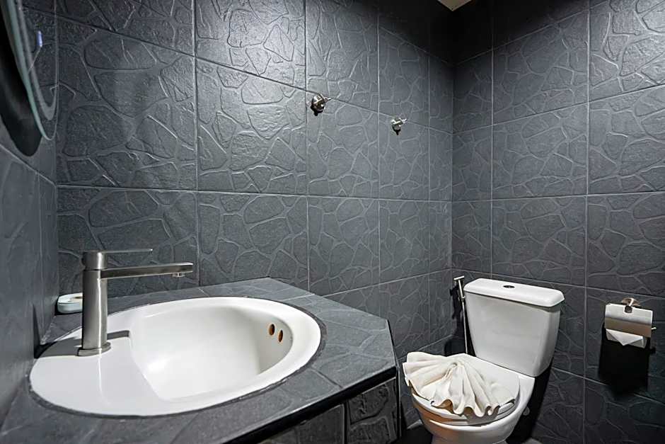 Oceanview Bungalows by EAT, Karon Beach