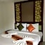 Hasna Palace