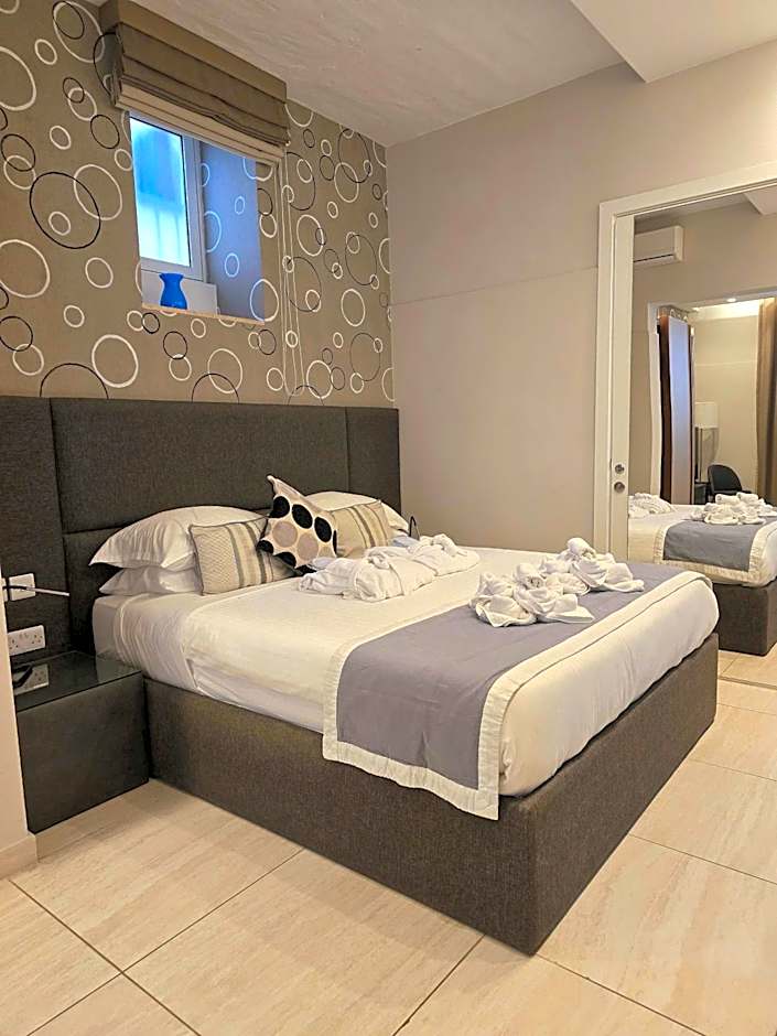 D Townhouse Boutique Suites