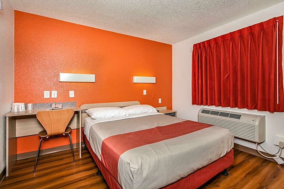 Motel 6-Fairfield, CA - North