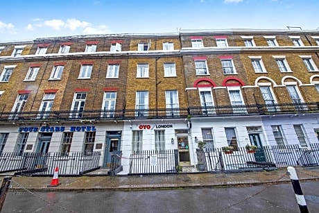 OYO Townhouse 30 Sussex Hotel