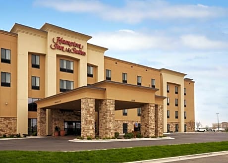 Hampton Inn & Suites Williston