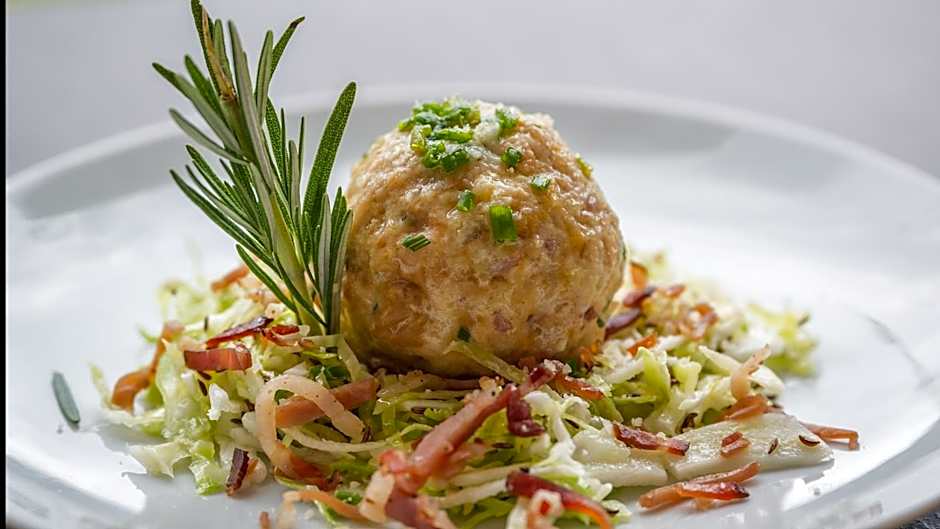 Ramilia Family Apartments Restaurant & Pizzeria