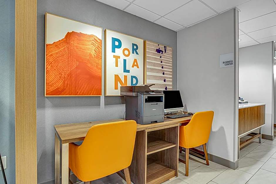 Holiday Inn Express Hotel & Suites Portland - Jantzen Beach By IHG