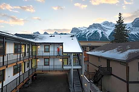 Basecamp Suites Canmore
