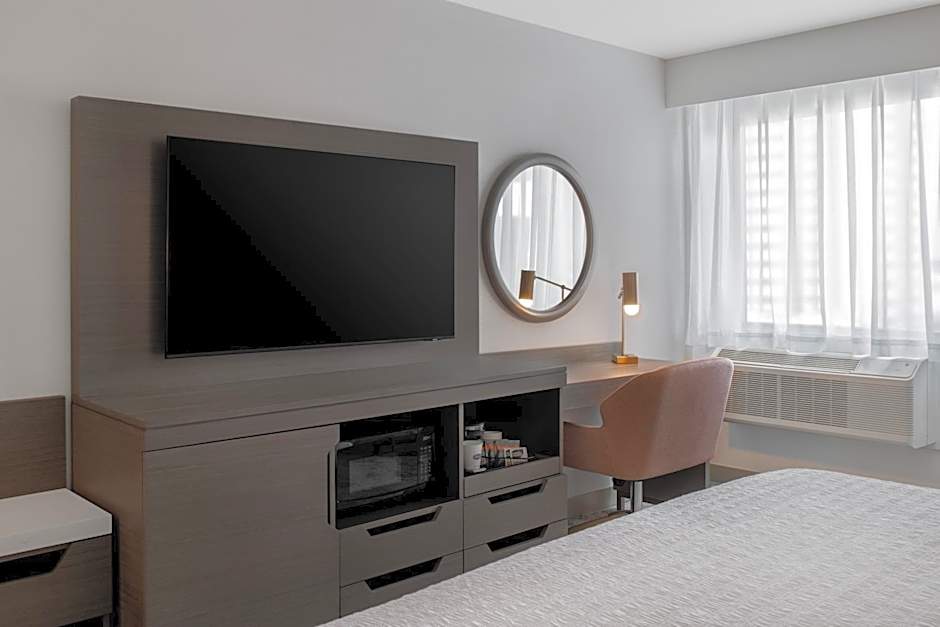 Hampton Inn By Hilton Winnipeg Downtown