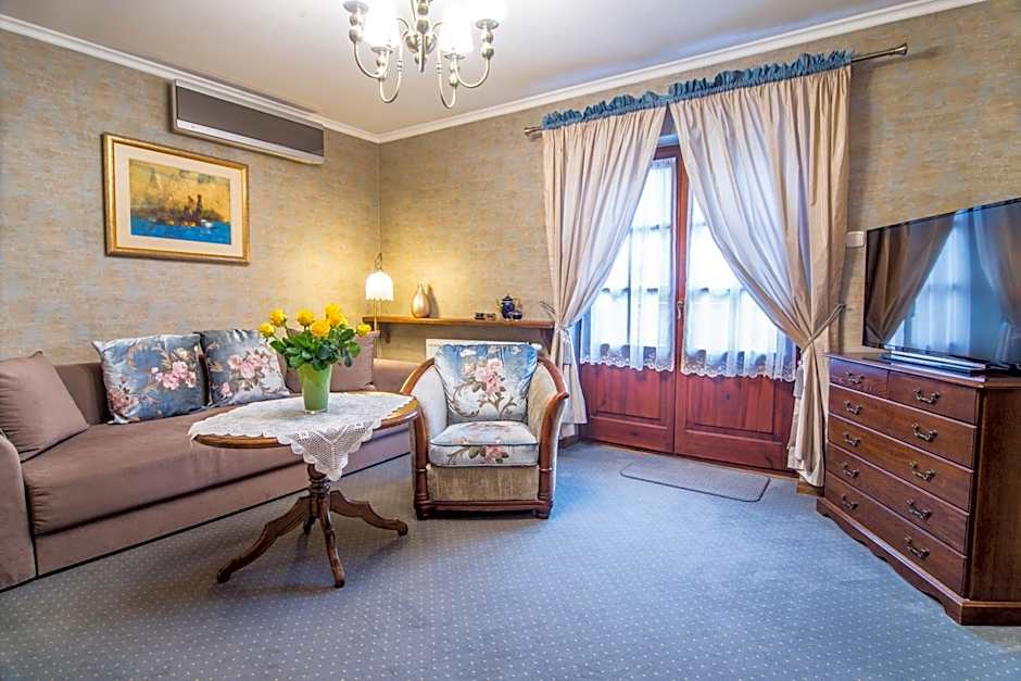 Hotel Dwa Księżyce