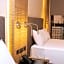 Hotel Plaza by Kavia