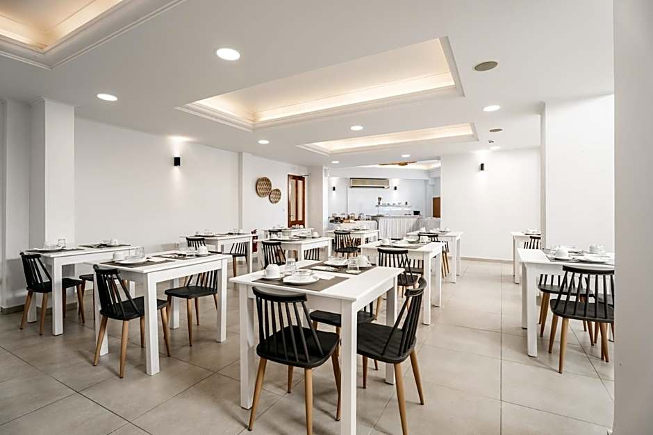 Petradi Beach Lounge Hotel