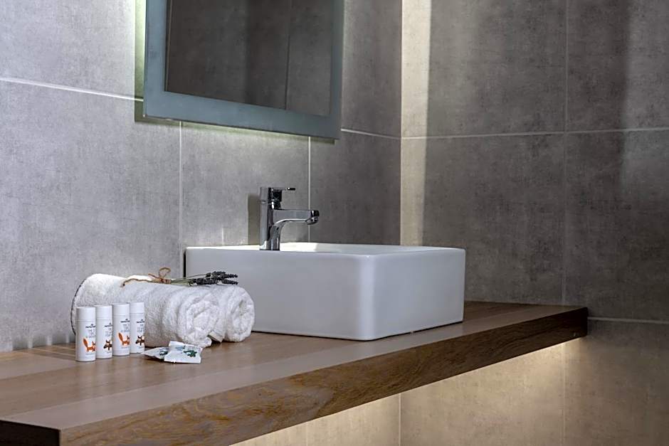 Rivari Santorini Hotel