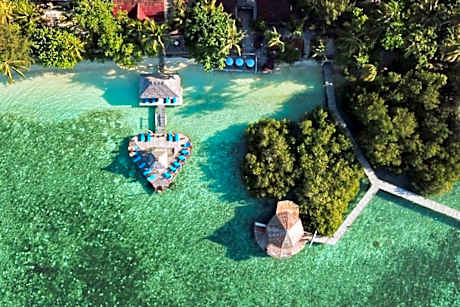 Raja Ampat Dive Lodge