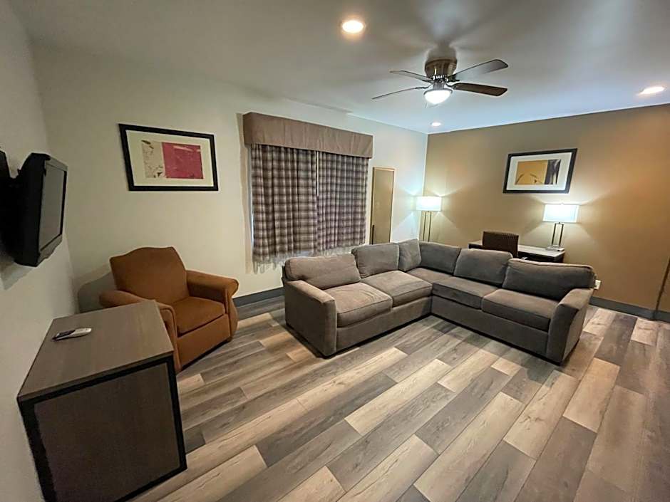 Quality Inn & Suites Goodyear - Phoenix West