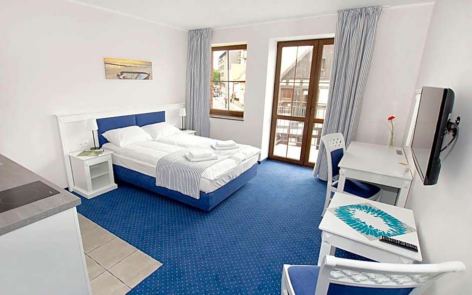 Zdjęcie 1 z 8 — 1 Double Bed or 2 Beds, City View