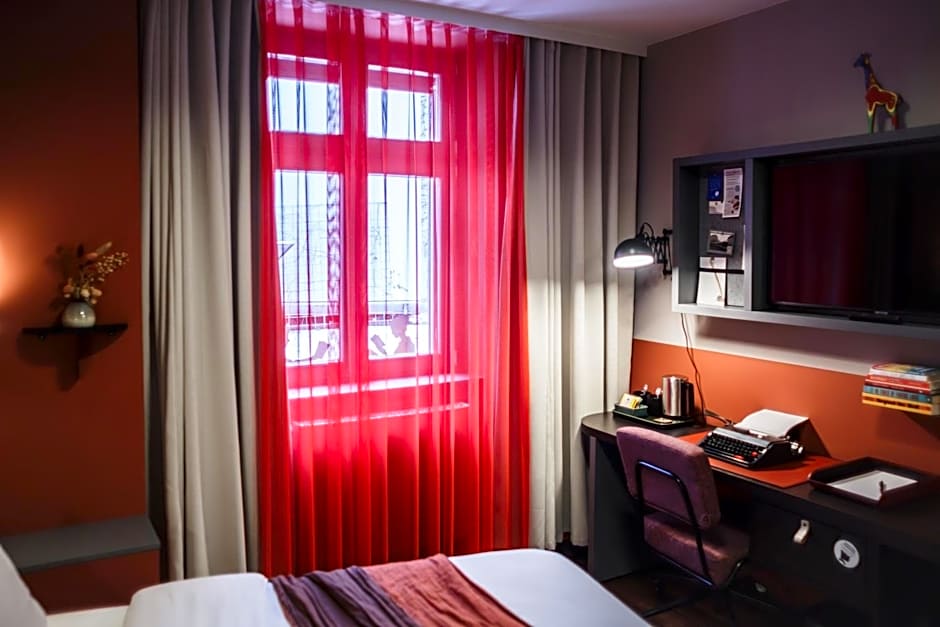 The Circus Hotel