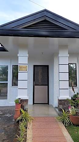 Davao Transient House 2BR w/ wifi, aircon&BBQGrill