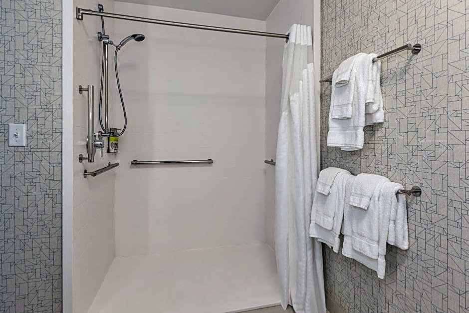 Holiday Inn Express And Suites Jersey City - Holland Tunnel By IHG