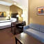 La Quinta Inn & Suites by Wyndham Houston New Caney