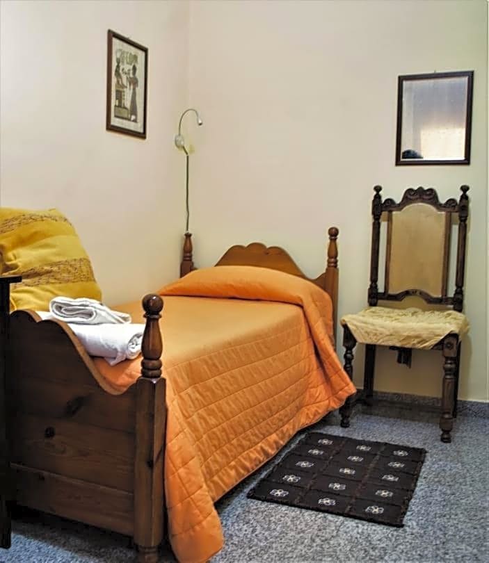 Il Tuo Letto Sullo Stretto