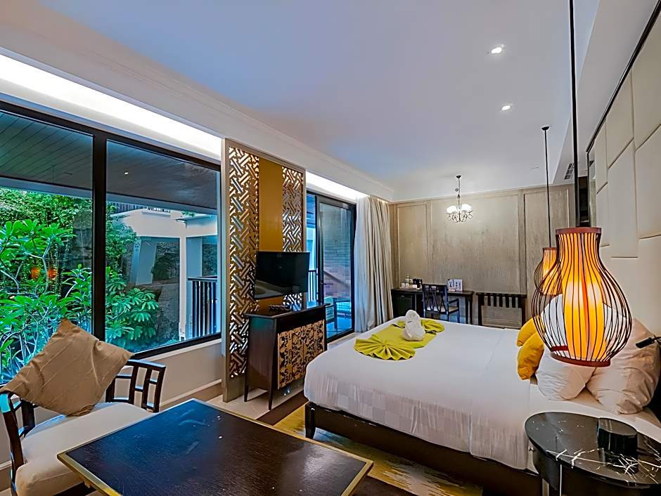 Jambuluwuk Oceano Seminyak Hotel