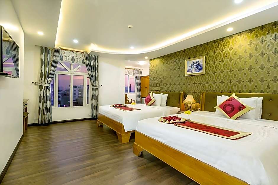 Photo 1 of 50 of The Airport Hotel