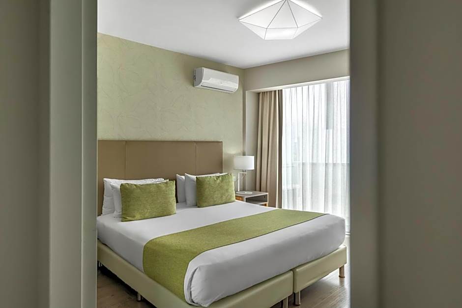 Dazzler by Wyndham Polo