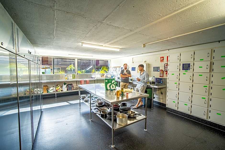Airlie Beach YHA