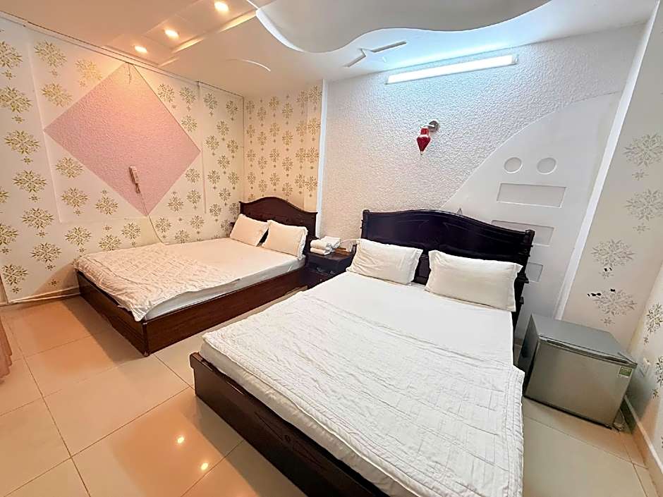 GRAD Hong Tam Hotel - Binh Tan