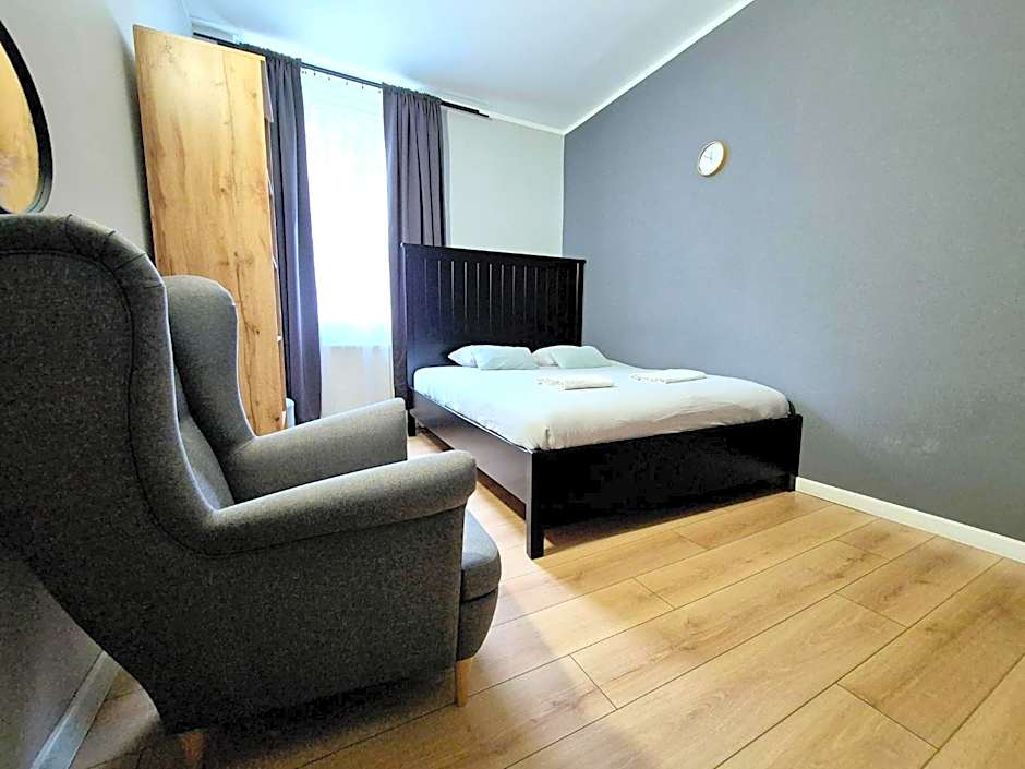 PINI HOSTEL - Przytulne pokoje w centrum Krakowa