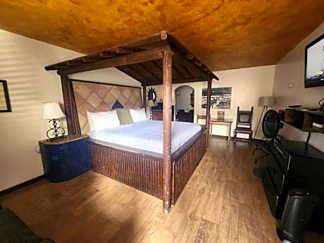 Standard  Courtyard Room