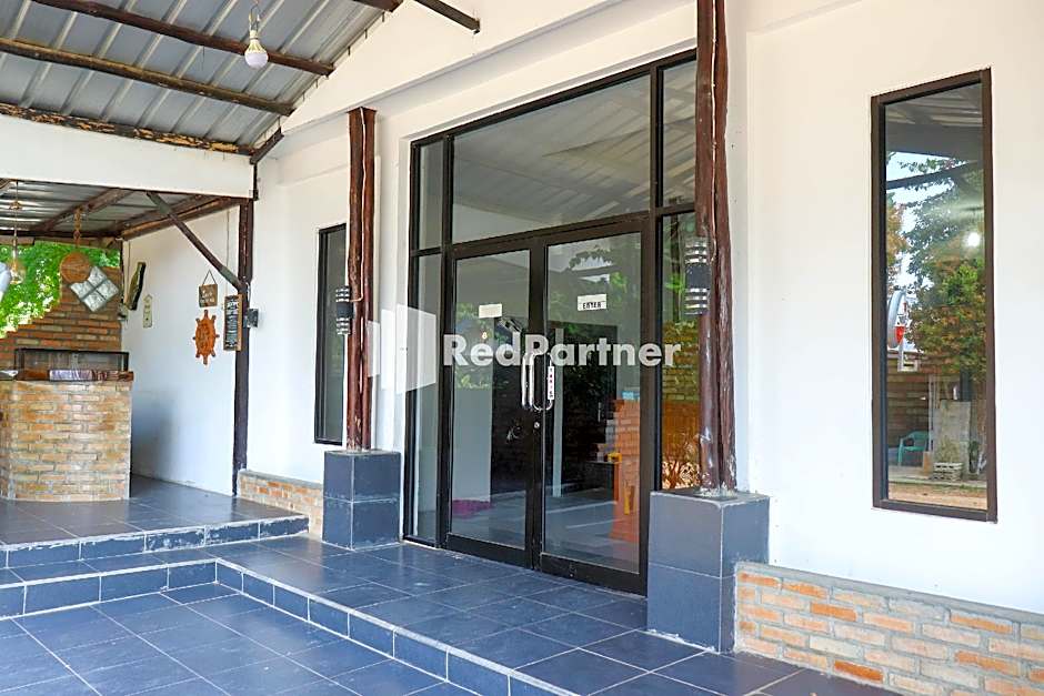 Sahabat Pantai Guest House Mitra RedDoorz