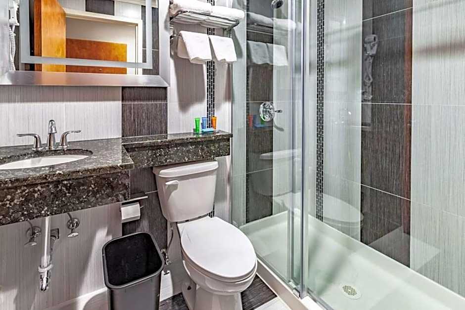 Umbrella Hotel Brooklyn