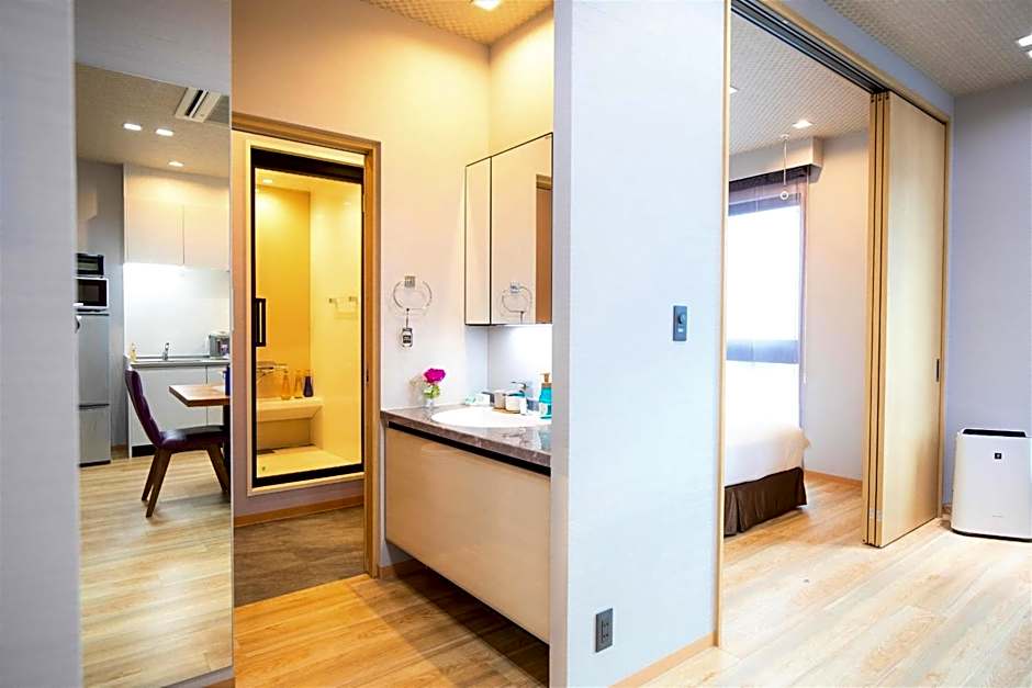 SOLA HOTEL