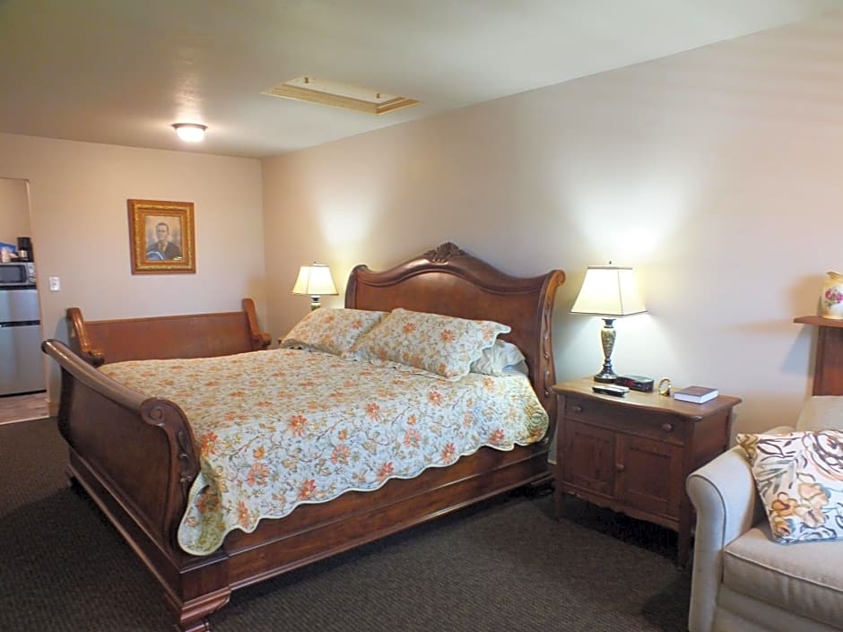 Scarborough Inn