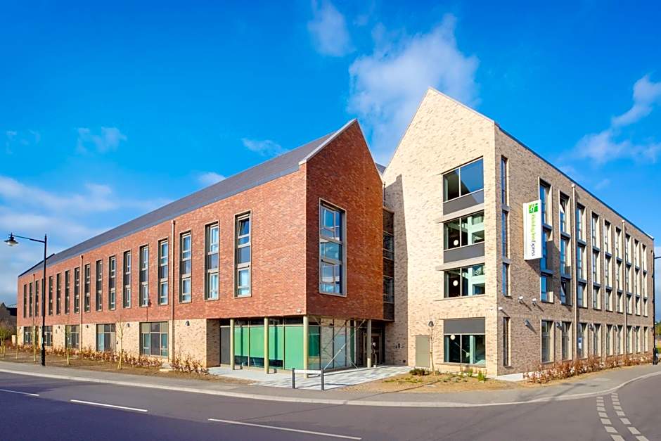 Holiday Inn Express - Cambridge West - Cambourne By IHG