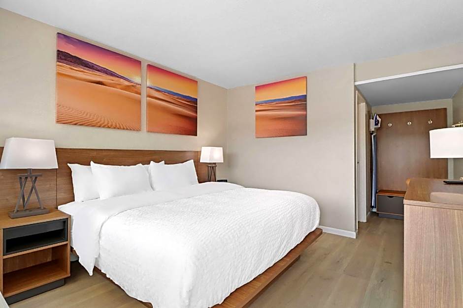 Clarion Pointe Ridgecrest Near China Lake Naval Station