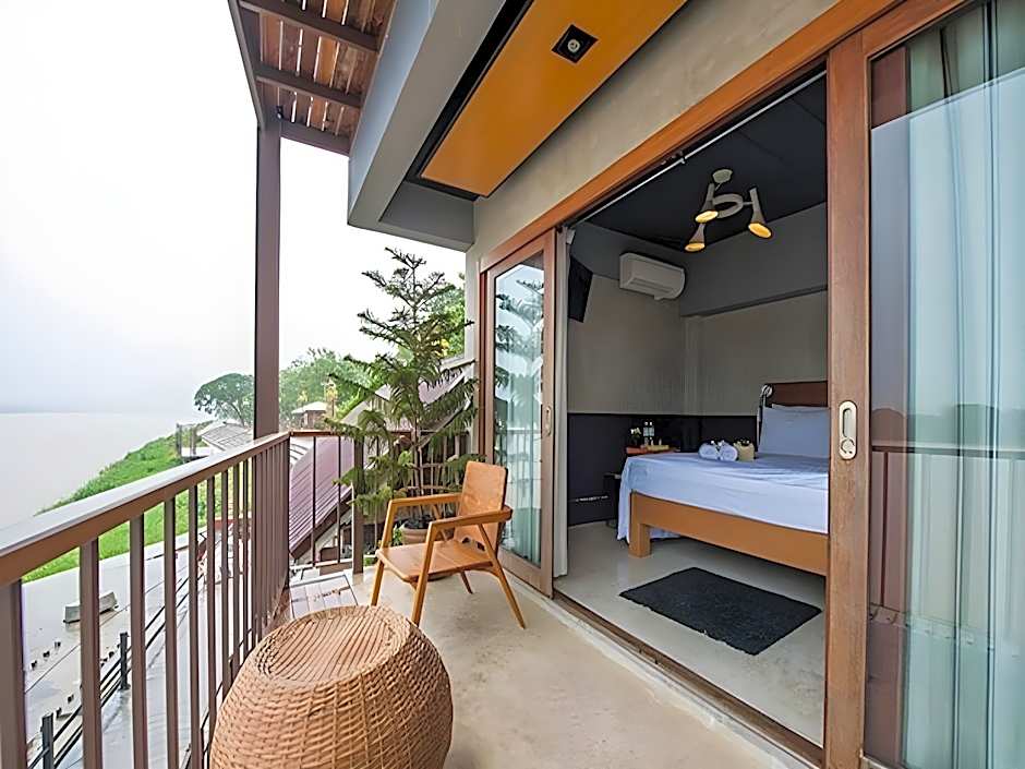 Chic Chiangkhan Hotel