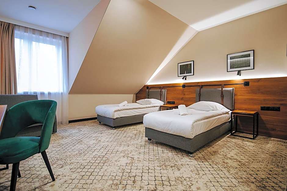 Hotel Cztery Pory Roku